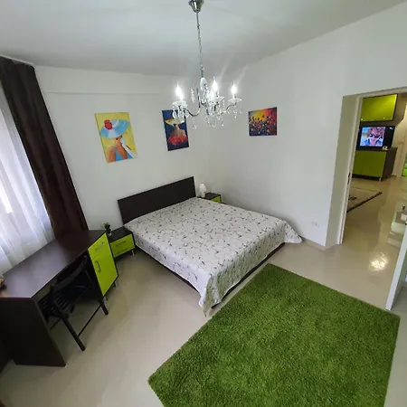 Downtown Old Center - Cal1b *