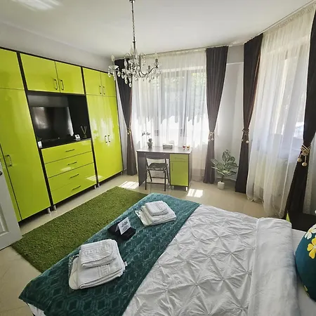 Downtown Old Center - Cal1b *